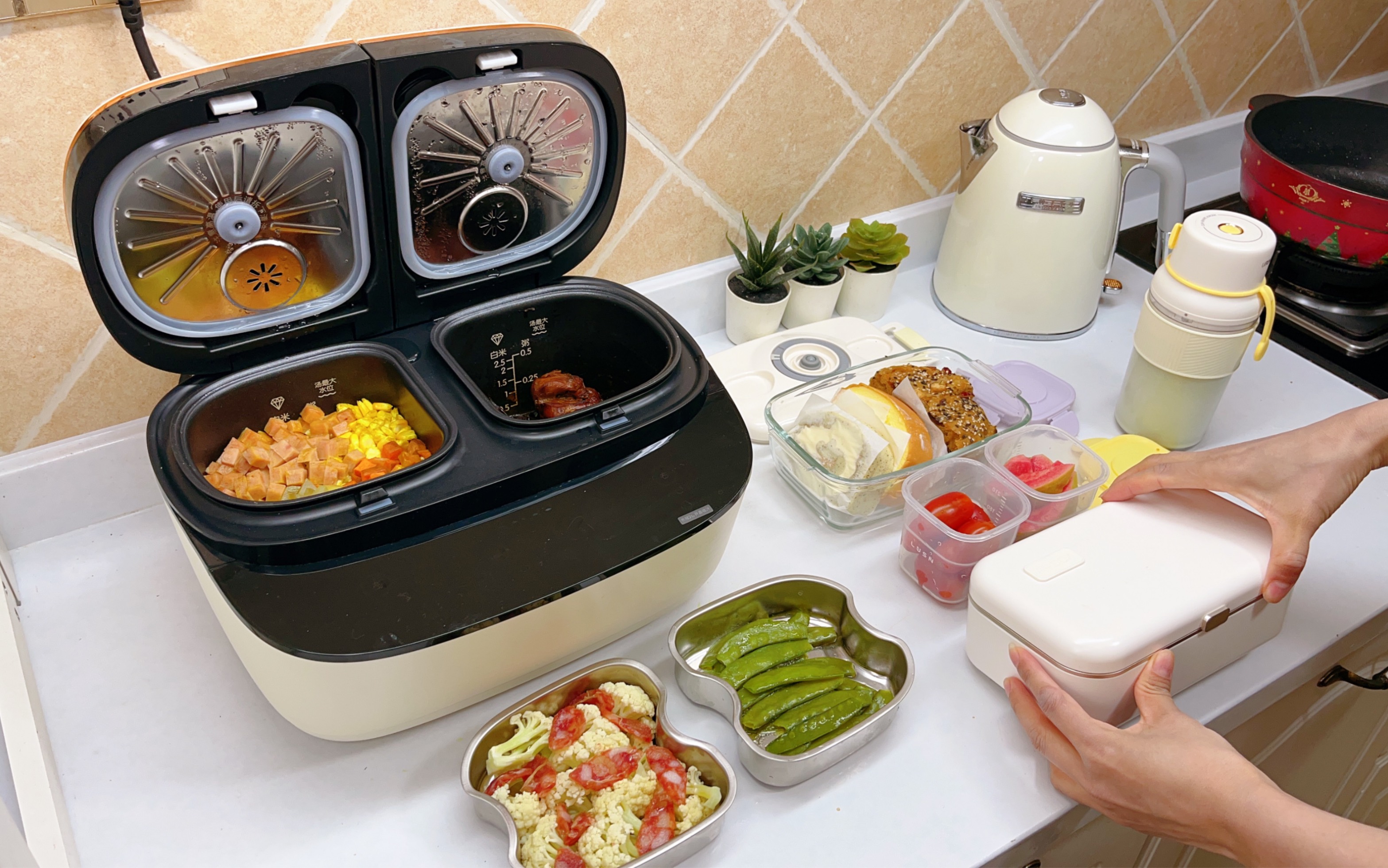 既是宝妈又是时间管理大师，双胆电饭煲让我实现自由，饭菜一锅出