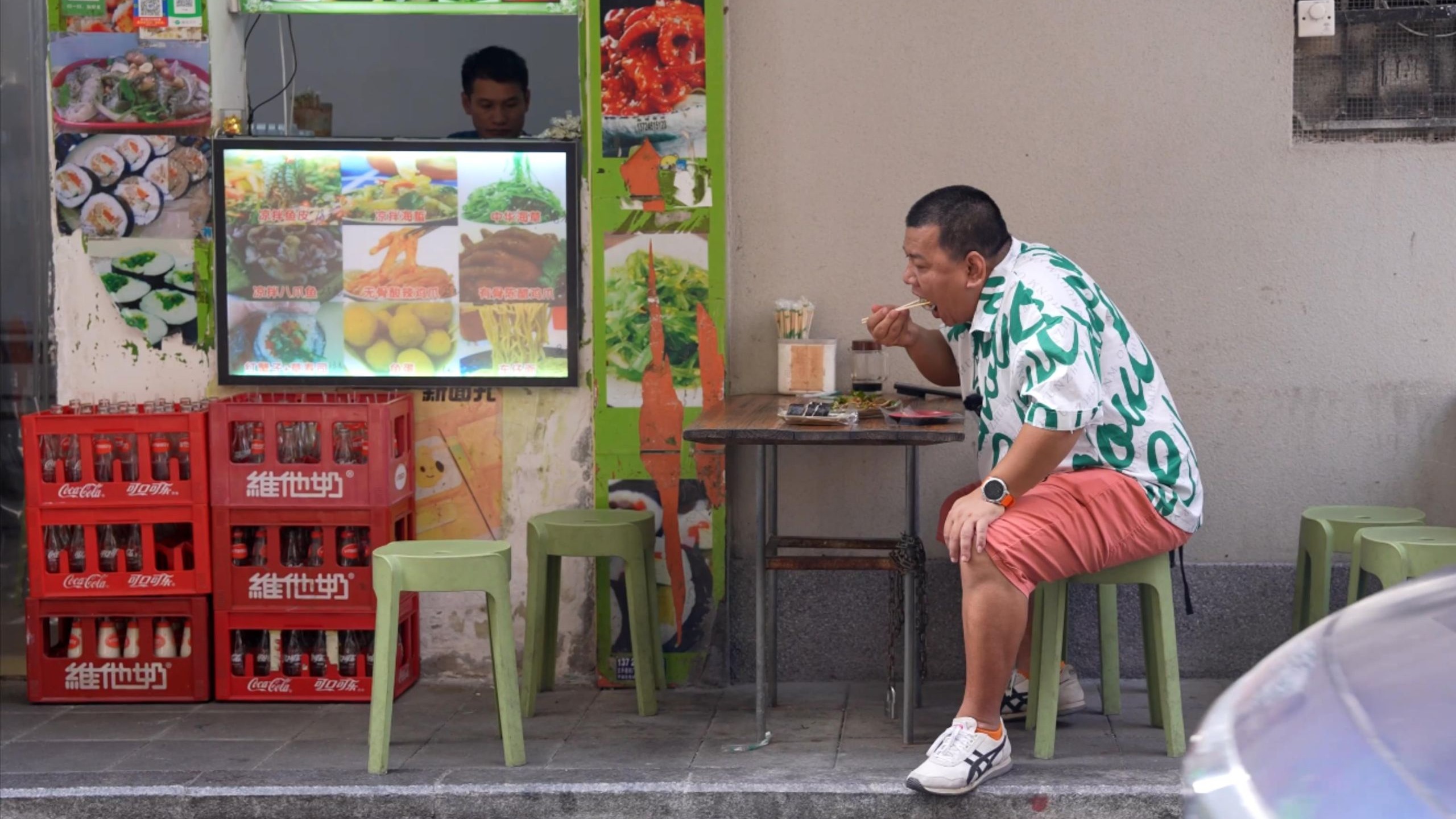 【品城记】佛山版西华路你逛过吗？从中午吃到晚上，基本不重样！ 一整天吃下来，才花了300多！