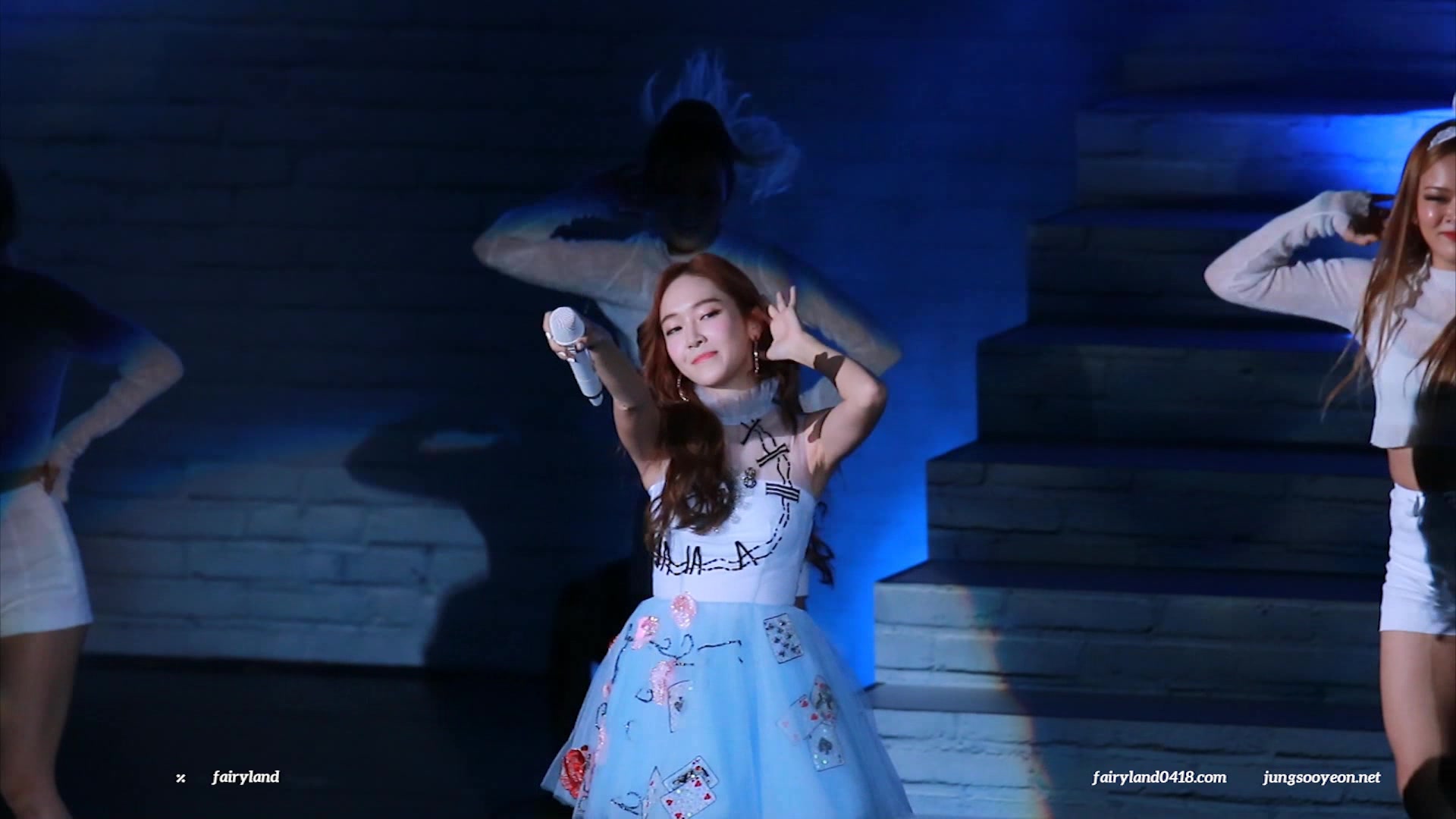 【郑秀妍】jessica on cloud nine in taiwan - fly