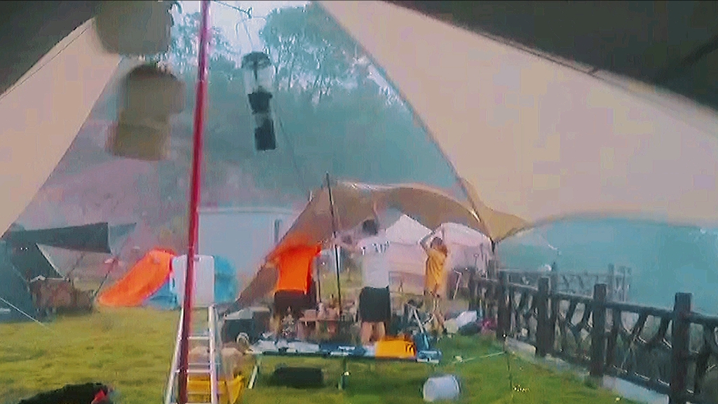 狂风暴雨中靠谱的帐篷