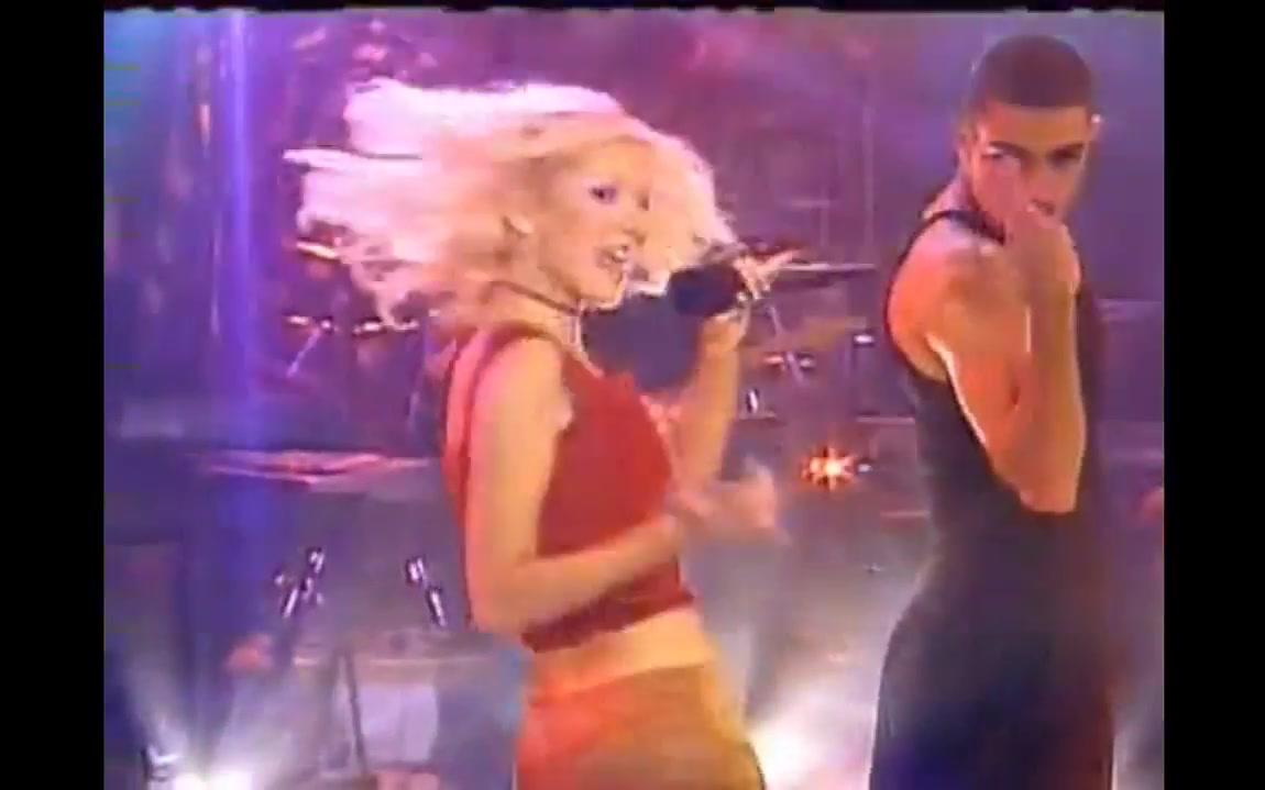 【瓶装精灵】Christina Aguilera  Genie In A Bottle (Live at Rosie O'Donnell Show 1999)哔哩哔哩bilibili