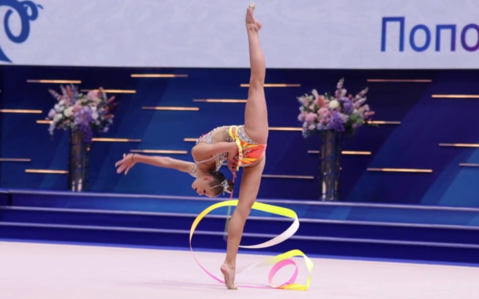 【艺术体操】Anna Popova 2022年的带操