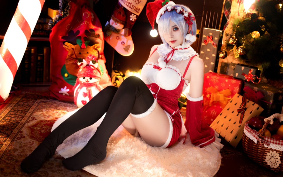 Christmas is a reminder to love and be loved.