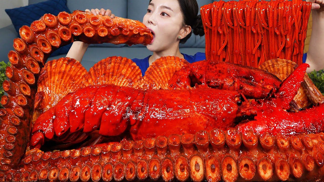 【Ssoyoung 中字】  海鲜🔥巨型章鱼腿🐙龙虾🦞辣海鲜
