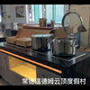 餐厅自助餐台布局，就餐内容，经行规划设计，就餐路线明确、通畅、便捷，形成一条合理的自助取食餐线