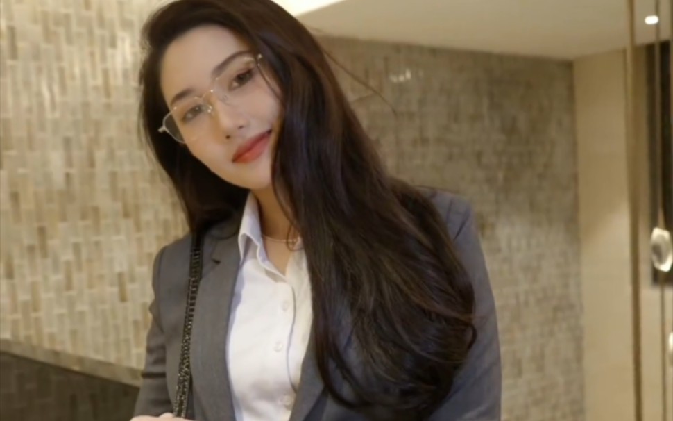 The new leader is so beautiful.