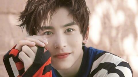 super idol的笑容 50aefc7bd256892904d6d41997d2ef16e696ae26.jpg@480w_270h_1c