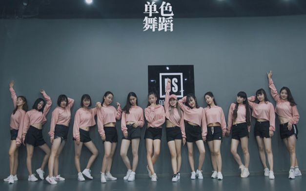 练习室长腿小姐姐们大跳《bang bang》【单色舞蹈】