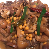 狗肉炖黄豆，广西人都喜欢这样做，那小味还真不赖