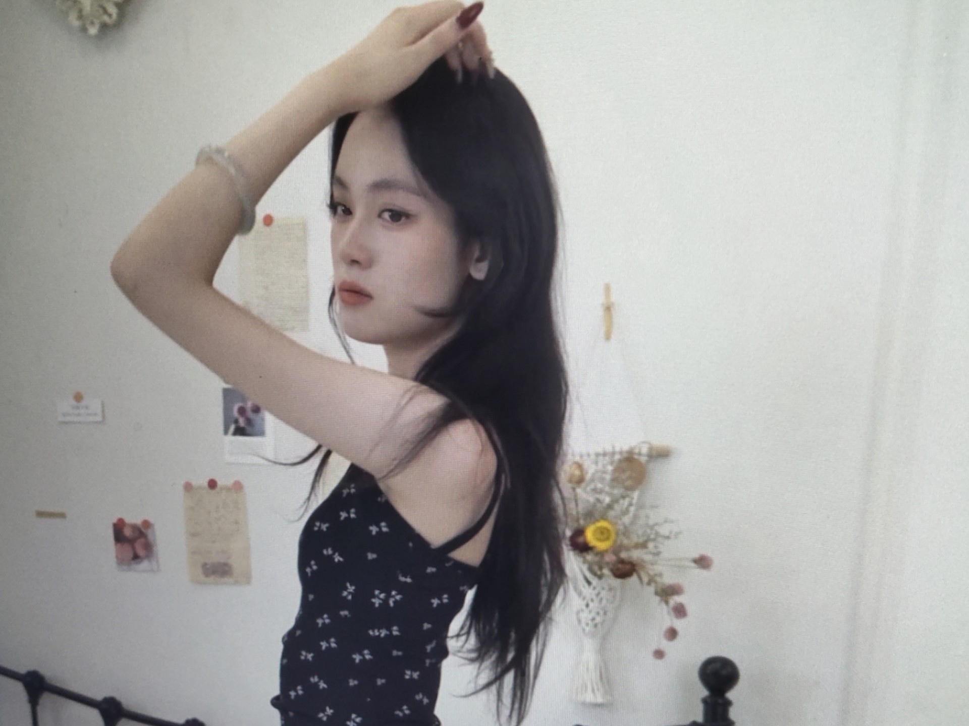 人气校花小艺写真花絮完整版