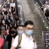 都说上海工资高，却不知生活节奏究竟又多快！地铁里更是人挤人！