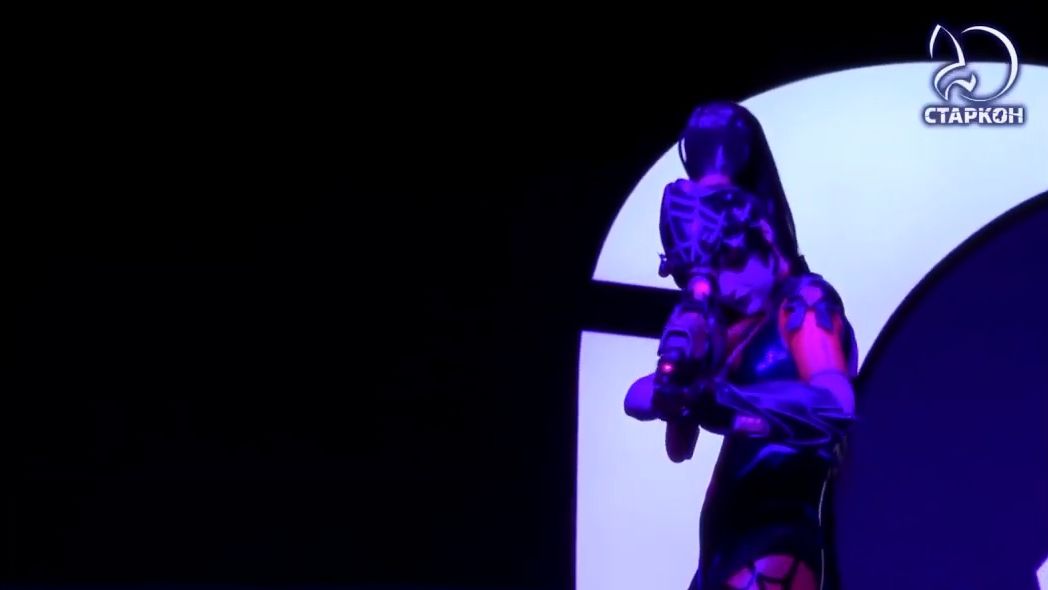 Gelcoat Black Widow at Comic-Con