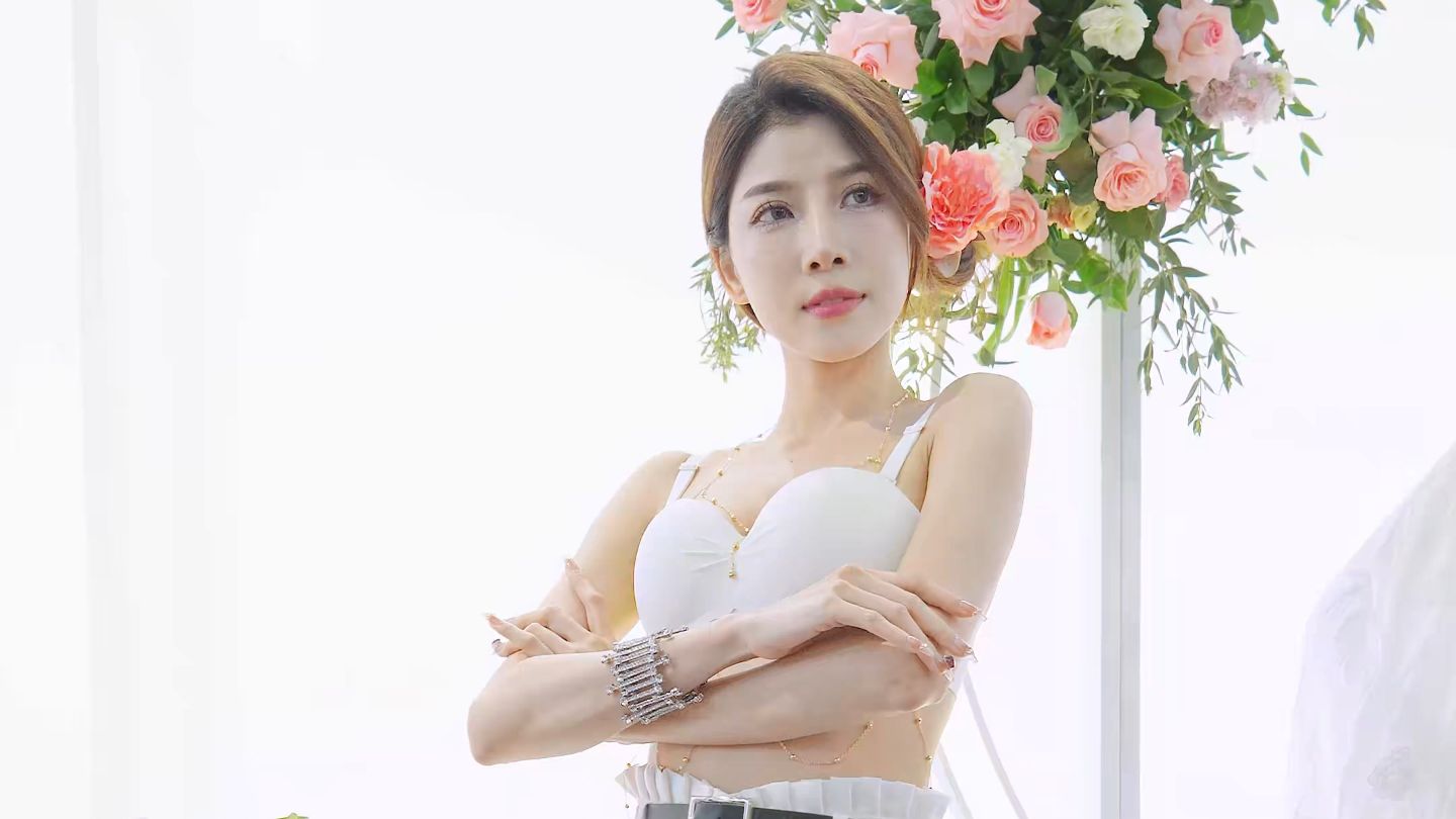 2024深圳SIUF内衣展 内衣秀 Racing Model