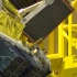 老人星-В-ИК和其他72颗小卫星被放置到适配器上面并扣上整流罩。