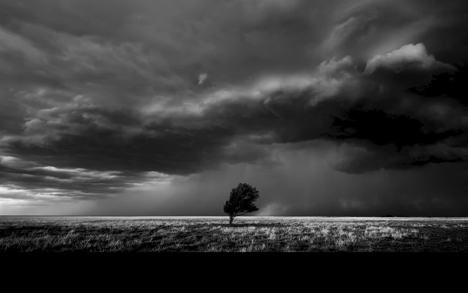 震撼心灵风暴延时摄影《呼吸之间》
