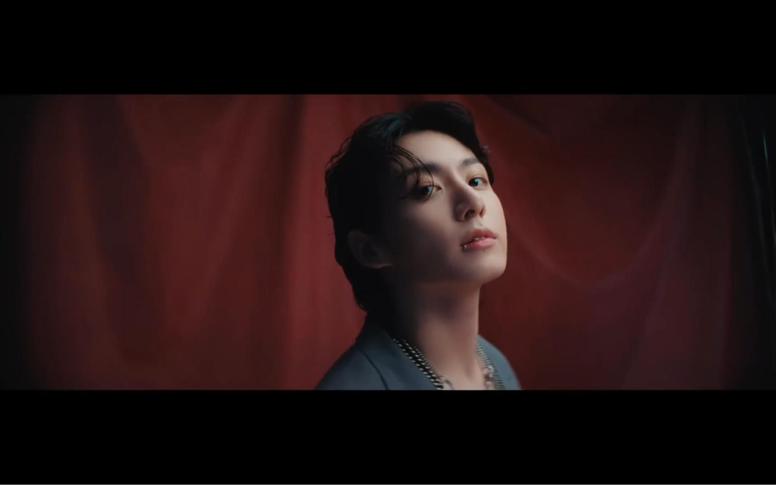 柾国 (Jung Kook) 'Seven' Campaign Behind-The-Scenes Film