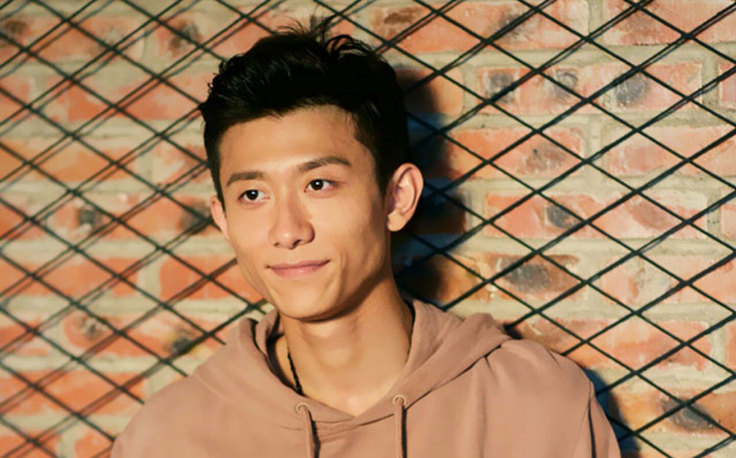 张一山嘉人特别撩超级帅不看后悔系列七夕张一山为你做一件小事