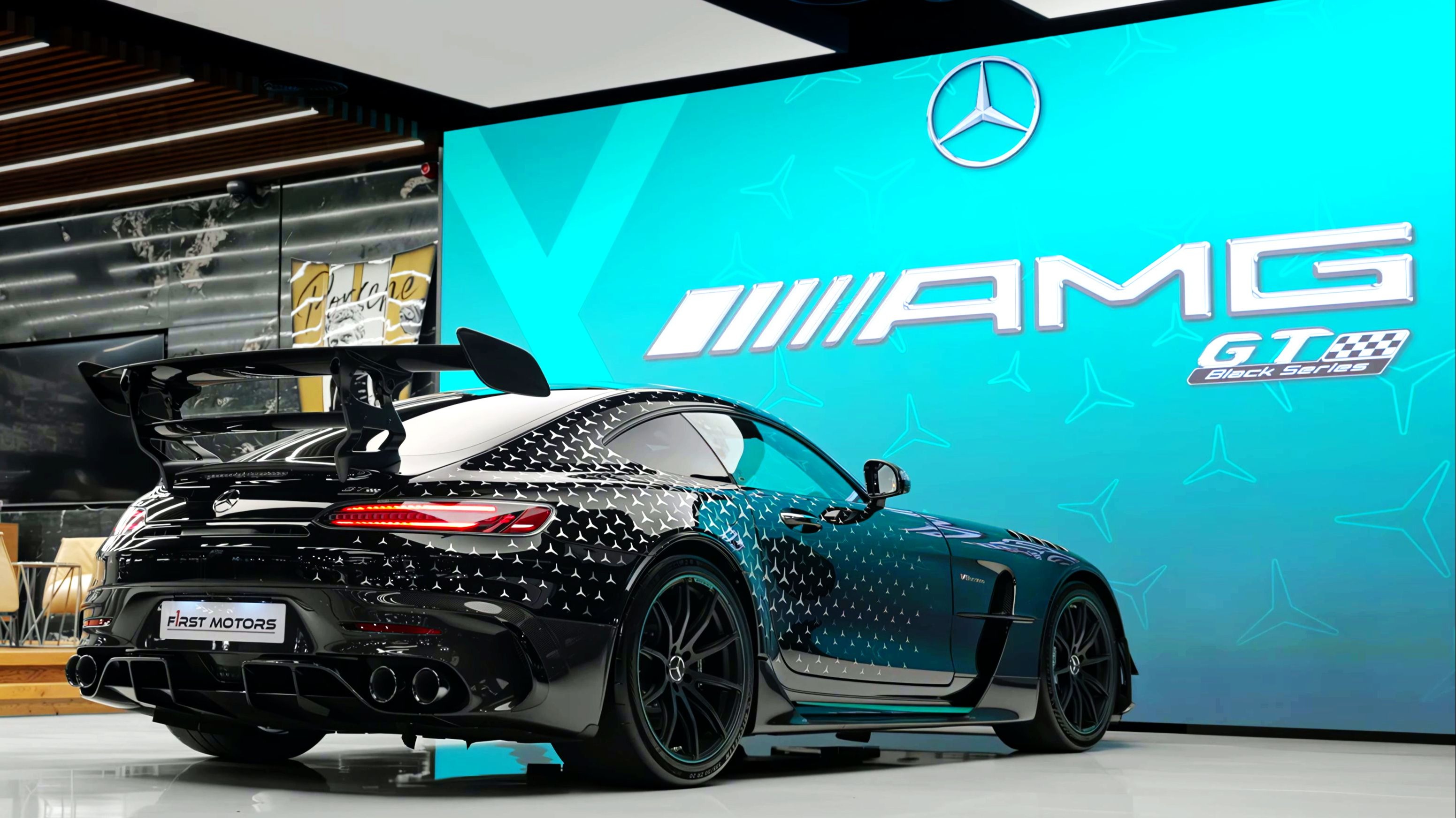 【4K | 观赏】梅赛德斯-AMG GT Black Series P One Edition | Mercedes-AMG