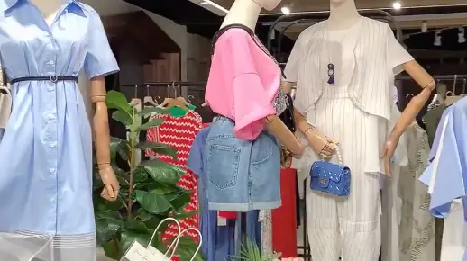 品牌折扣女装拿货直播货源进货渠道深圳南油服装批发市场