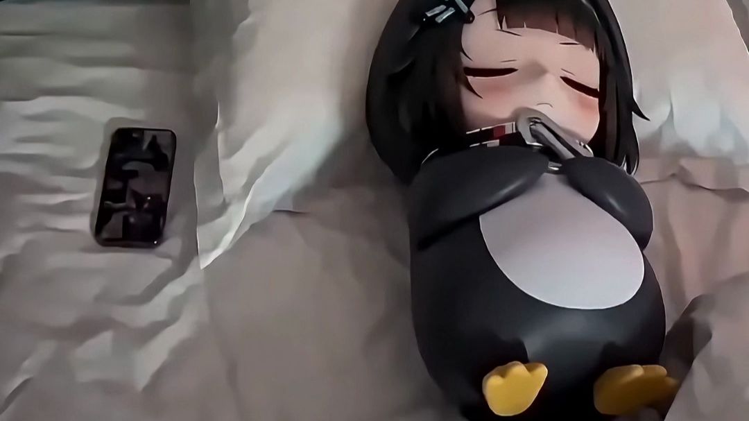 小企鹅早上玩的最危险的游戏belike：