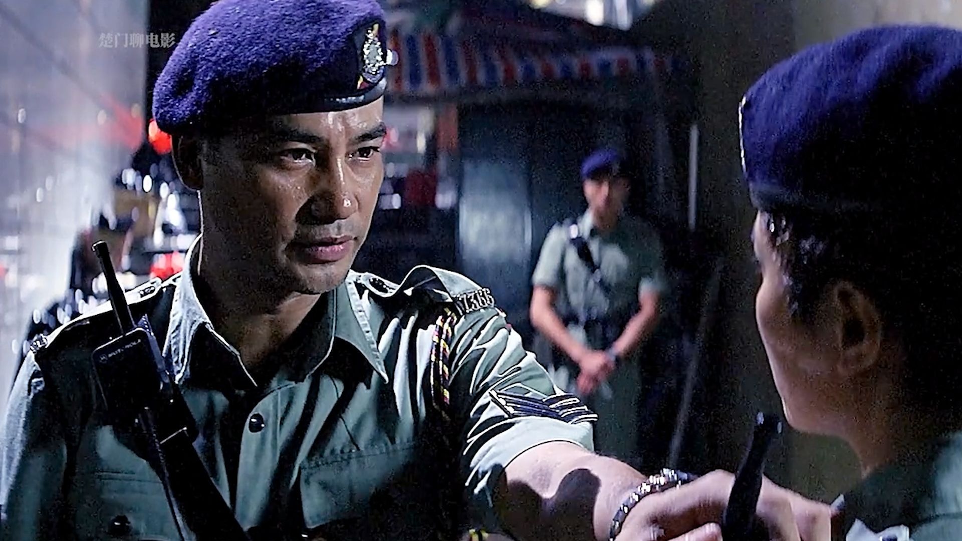 “开两枪吧长官，报告比较好写，还会得到赞赏！经典港片”《机动部队put》