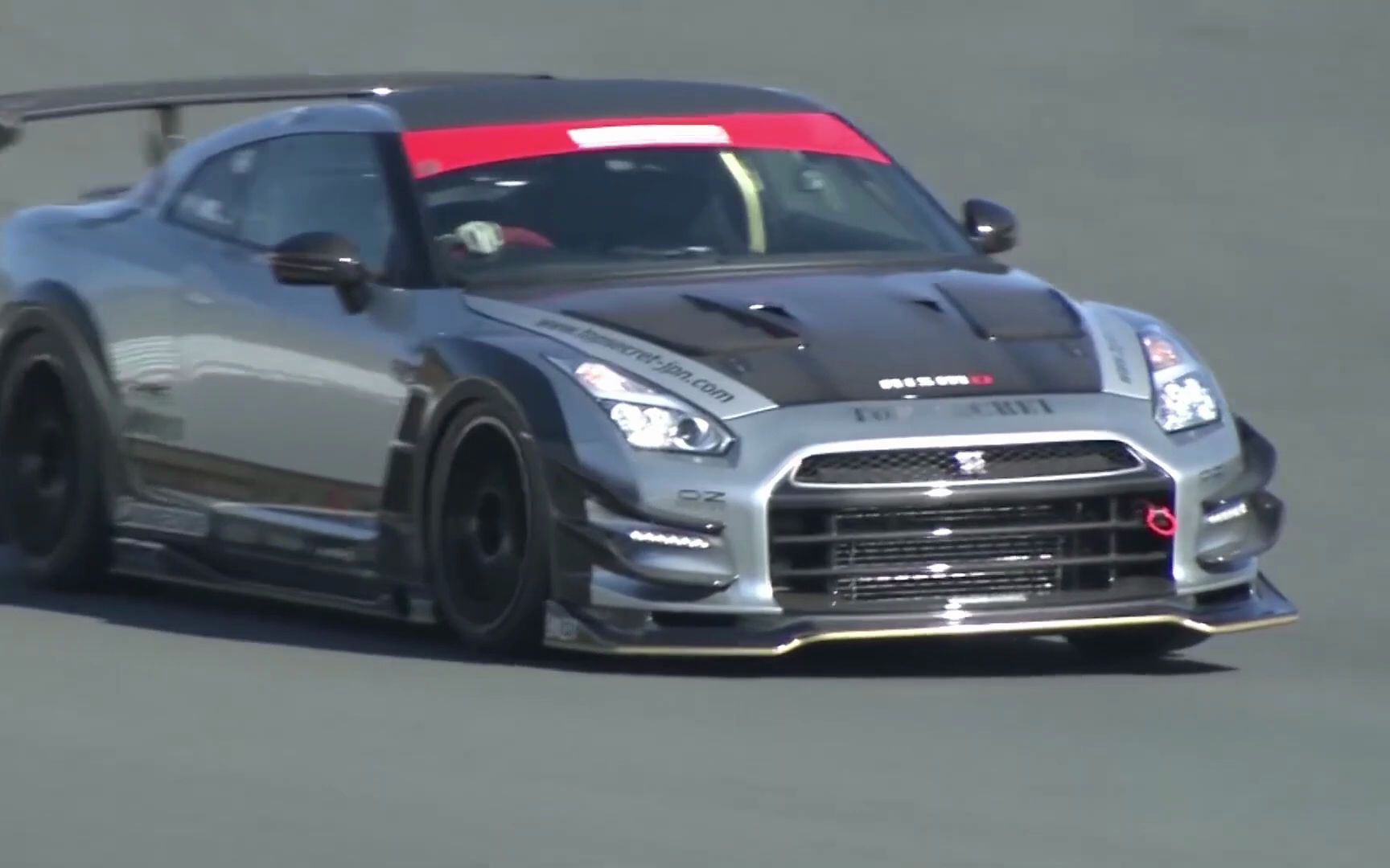 重要的不是时间。最高速度！[视频选项剪辑绝密1100HP Nissan GT-R R35