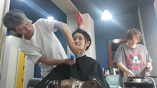 八月十三能理发吗 56031dd6754f60cc79335293ccd39de22c024acb.jpg@310w_174h_1c_100q.jpg