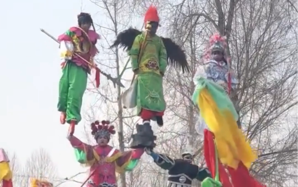 太厉害了！青海湟中表演社火高台，用中国传统民俗欢度新春