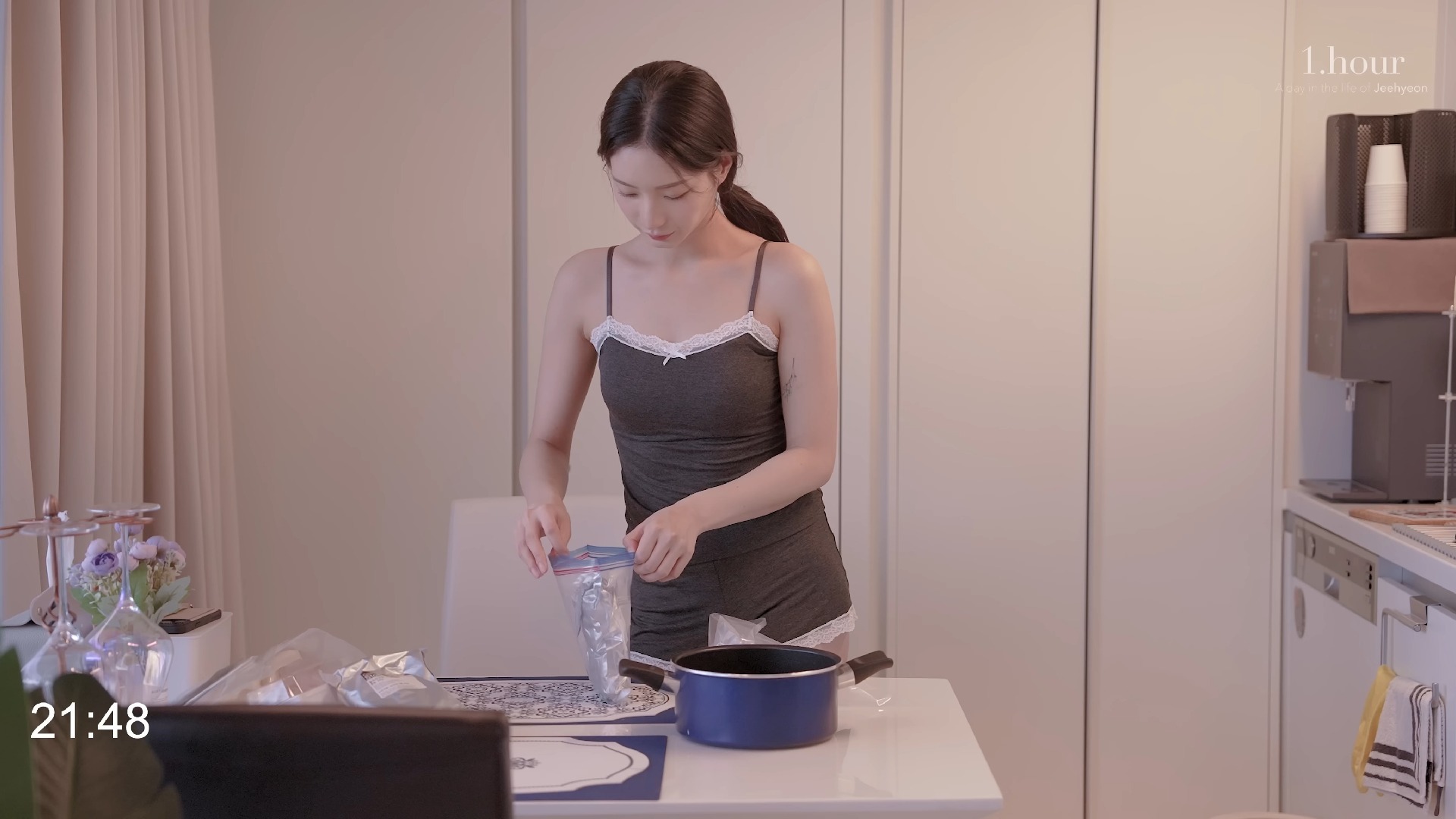 温柔的夜晚，只为你的巧克力约会🍫💖 _ 男友视角的浪漫家居服造型