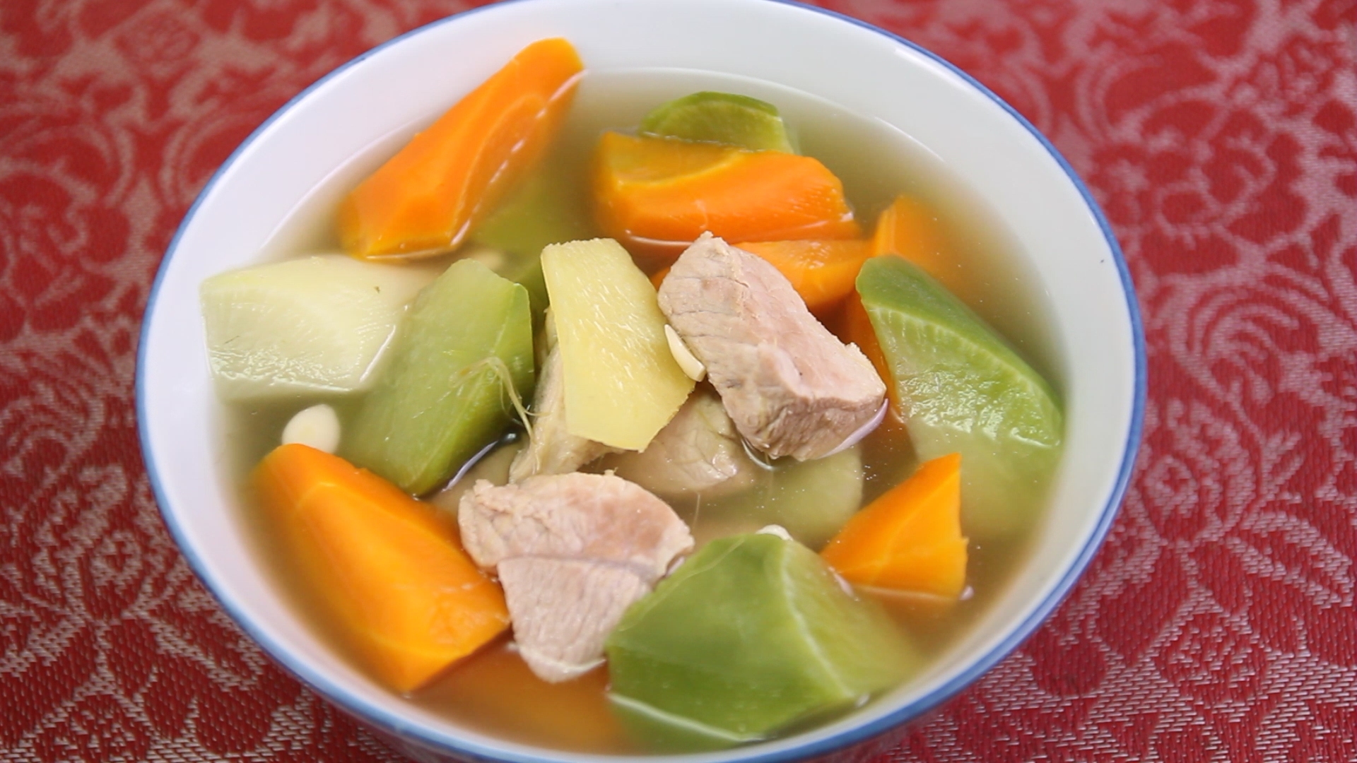 青萝卜汤的做法大全家常窍门 ，食材和做法简单，健脾清肠，特适合易积食孩子 | 说明书网