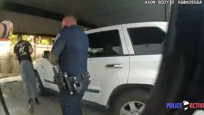 又是德州，圣安东尼奥警方面对持枪抢劫犯被迫还击