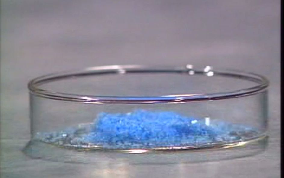 浓硫酸的性质：吸水性-吸收硫酸铜晶体中的结晶水