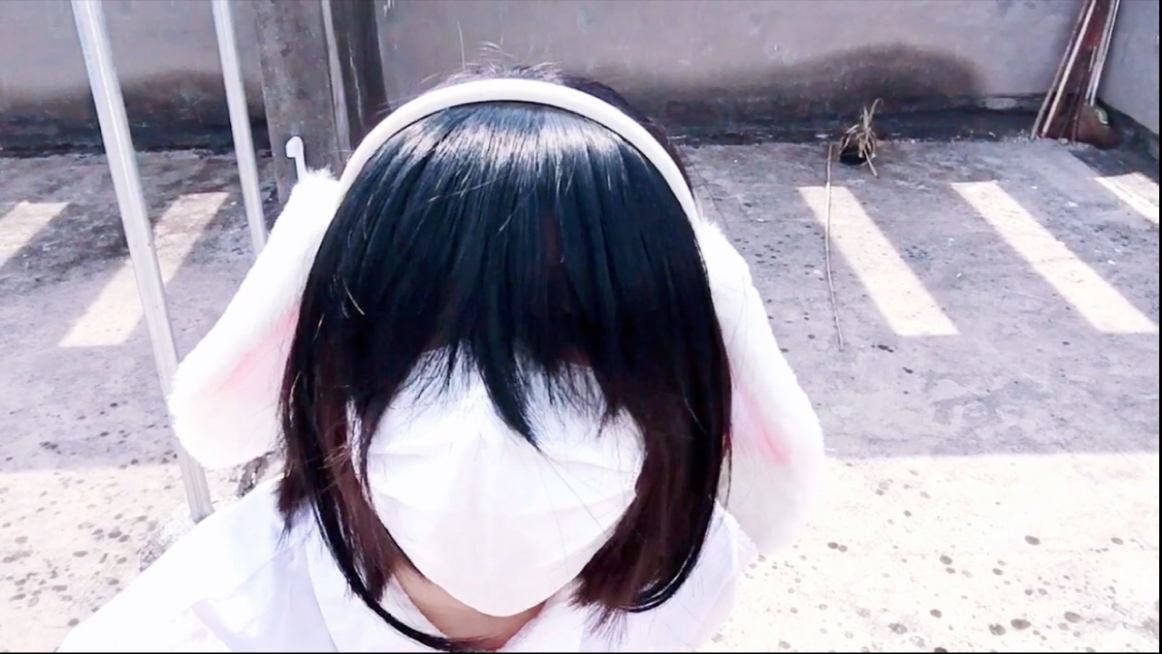 [Bunny / Medical / Wear] The kid on the rooftop...