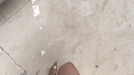 That's what everyday life is like in high heels.