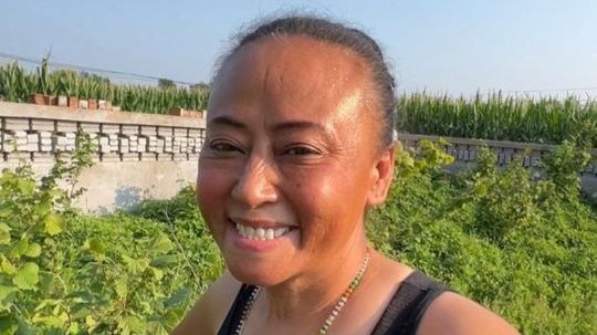 从超模到60多个孩子的妈妈 褪去光环 她说她更喜欢现在的自己