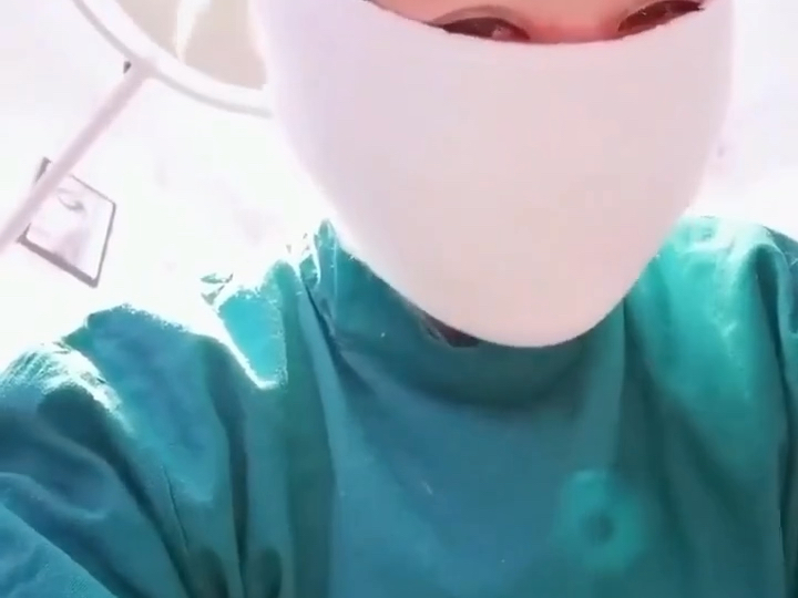 口罩护士视频