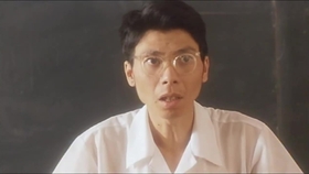 阳光灿烂的日子电影完整版搞笑 5ccc43ad68e3b40f251643d8efda193bd10c2ff2.jpg@280w_158h_1c_100q.jpg