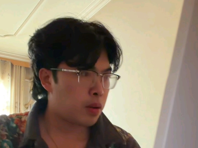 过年回家我的电竞环境be like