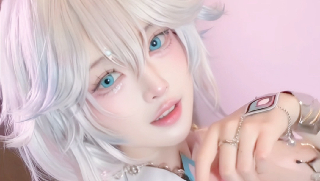 No blue fur this time