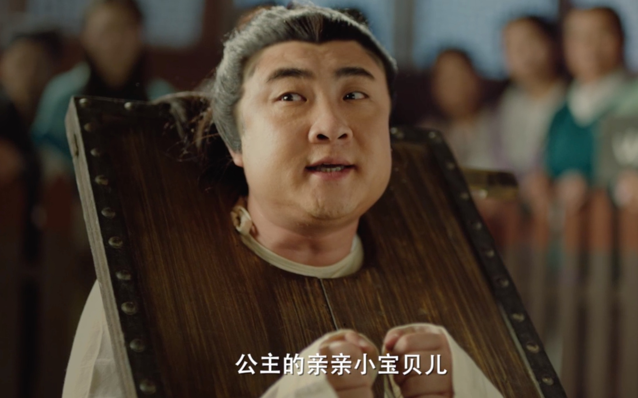 乔杉去理发反赚老板5块钱,一本正经的搞笑片段视频