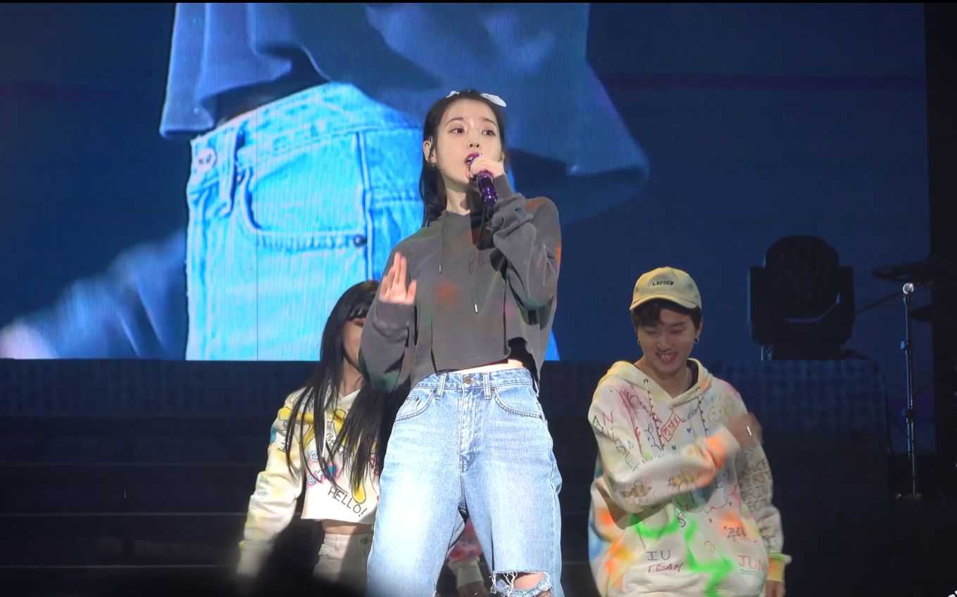 iu李知恩演唱会马尾精灵超清直拍4k191229iuleonconcertinjakarta