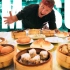 美国人Sonny Side在中国广州体验无限点心大餐美食之旅！