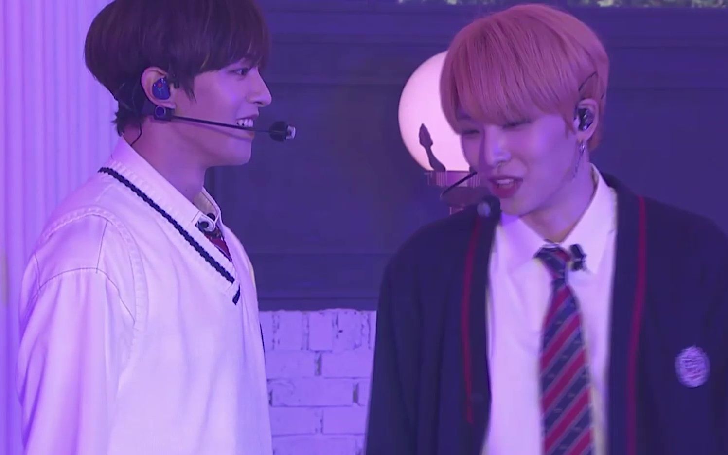 200819 ONEUS Plastic Flower｜Rooftop Live_哔哩哔哩_bilibili