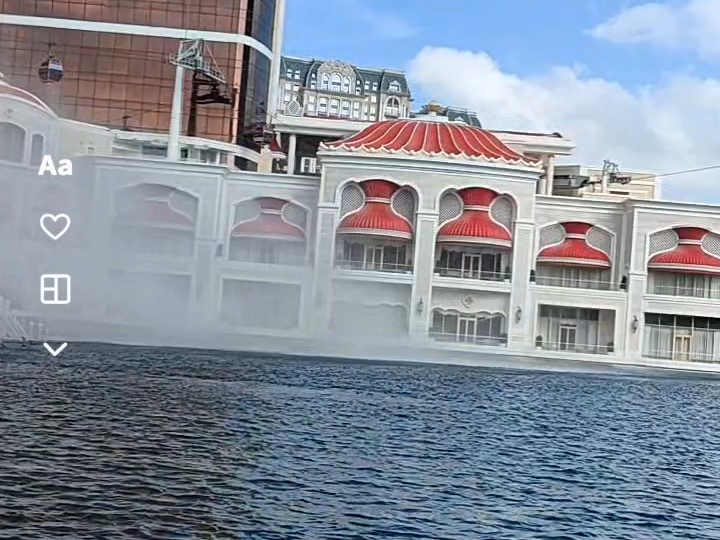 永利皇宫坐缆车音乐喷泉