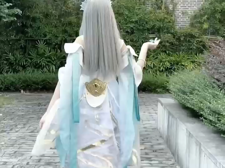 strangers coming together by chance have no chance of meeting each other