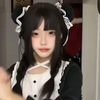 越南精神小妹的恭喜发财和花手，配合起来很魔性