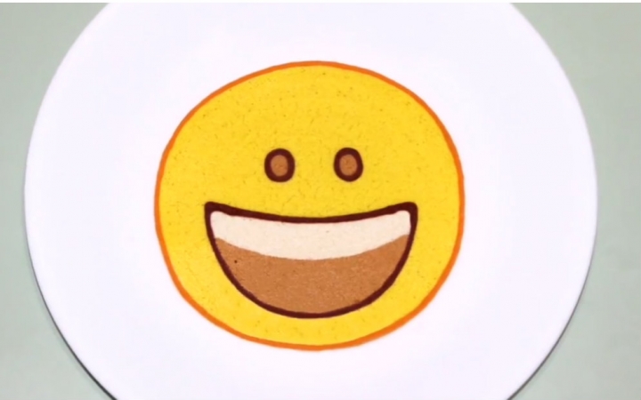 【杏乾儿搬运】神可爱!大触教你制作emoji表情中的笑嘻嘻煎饼