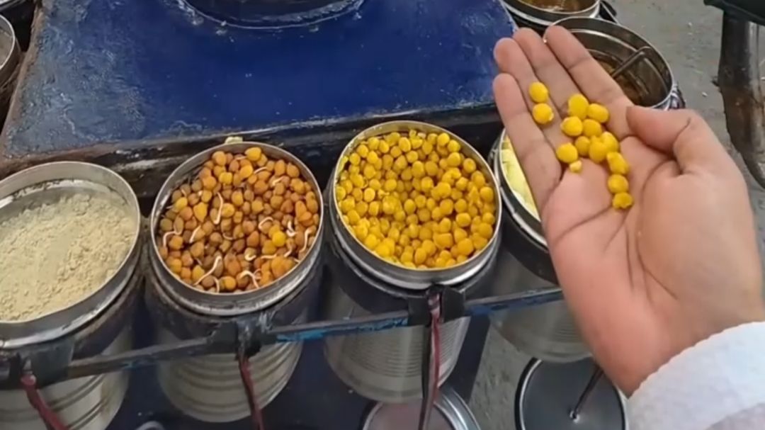 印度乡村风味膨化米，仅需10卢比