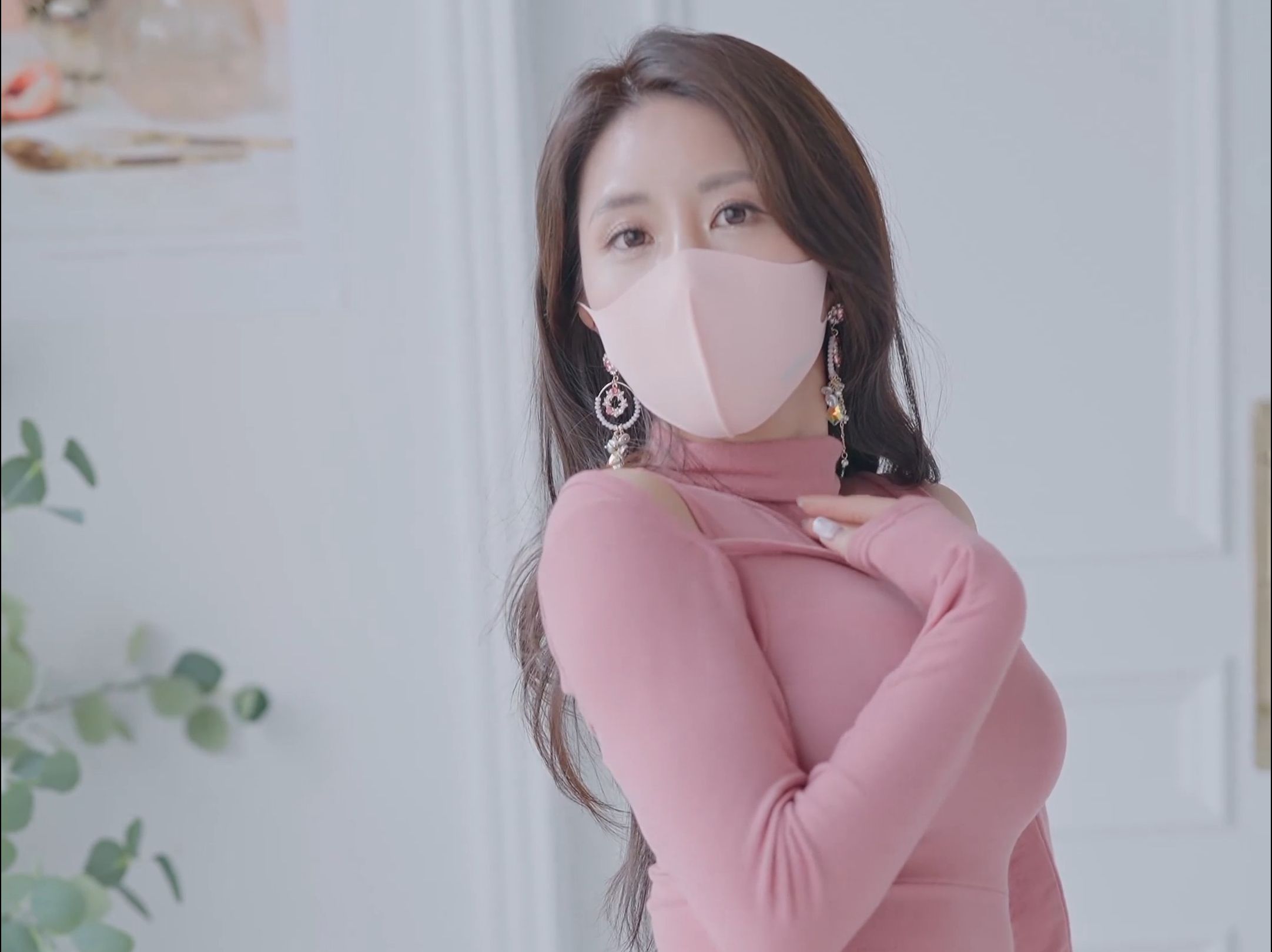 Miss rose's high neck slimming mini dress outfit