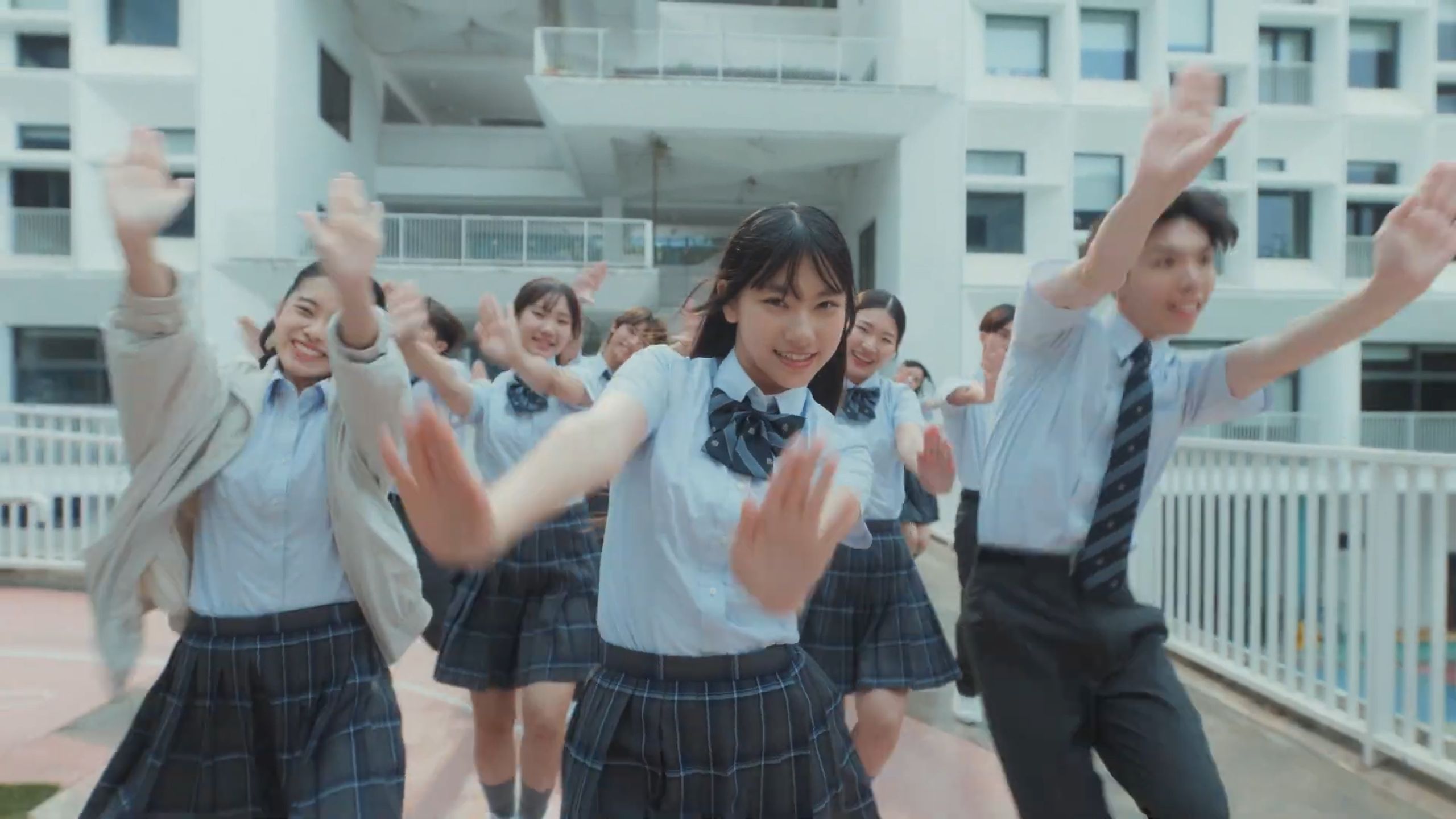 还是熟悉的青春+汗水+美少女风！【宝矿力水特】香港地区2026最新广告《THE FUTURE NEEDS SWEAT》发布